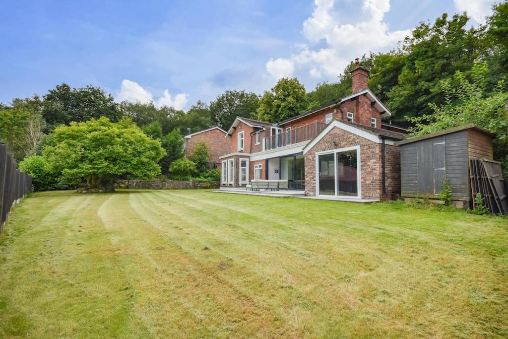 Grand Victorian House Kidsgrove Exterior foto